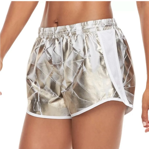 Under Armour, women’s size, extra large speed, stride, print shorts, heat gear - Picture 1 of 9